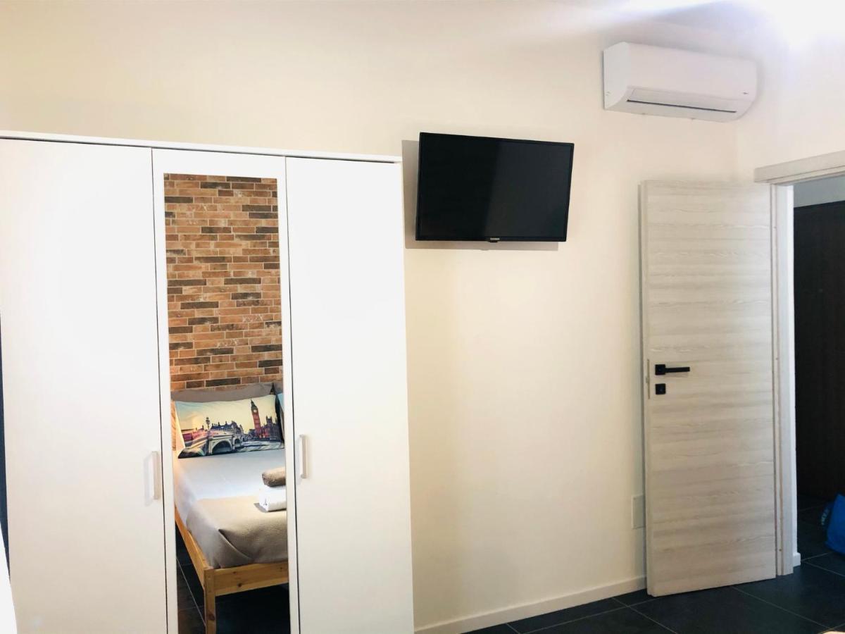 Blaxej, Nel Cuore Di Verona, Moderno Ed Elegante, 4 Posti Letto, Wi-Fi, Self Check In Apartman Kültér fotó