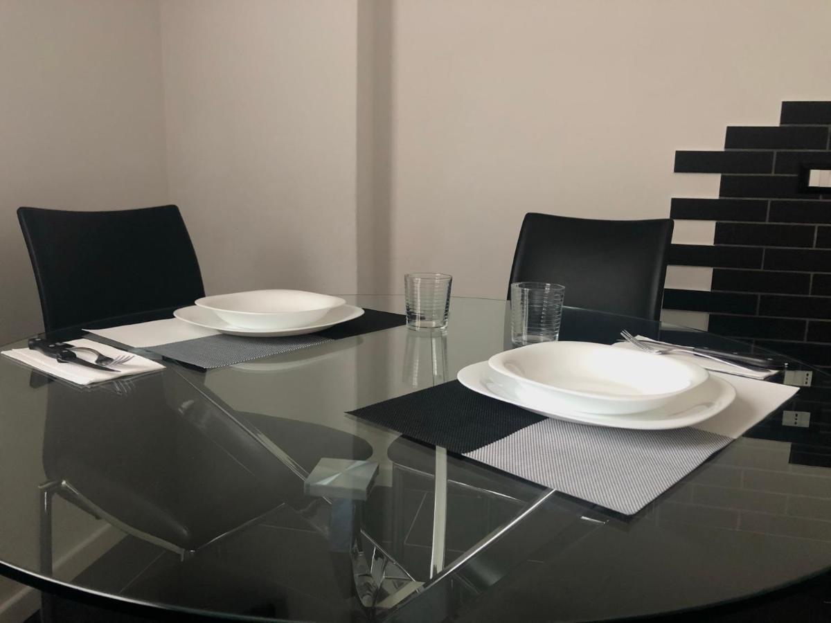 Blaxej, Nel Cuore Di Verona, Moderno Ed Elegante, 4 Posti Letto, Wi-Fi, Self Check In Apartman Kültér fotó