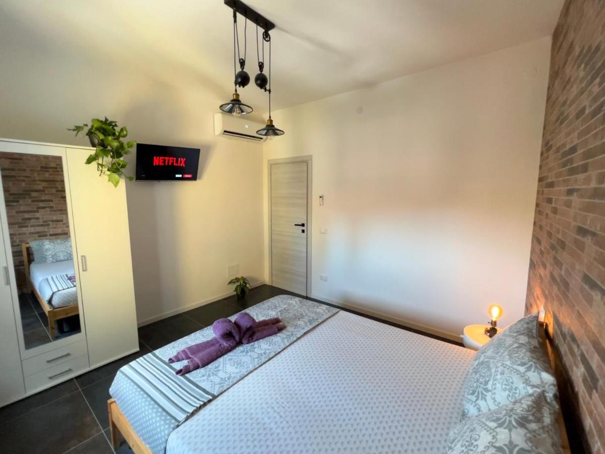 Blaxej, Nel Cuore Di Verona, Moderno Ed Elegante, 4 Posti Letto, Wi-Fi, Self Check In Apartman Kültér fotó