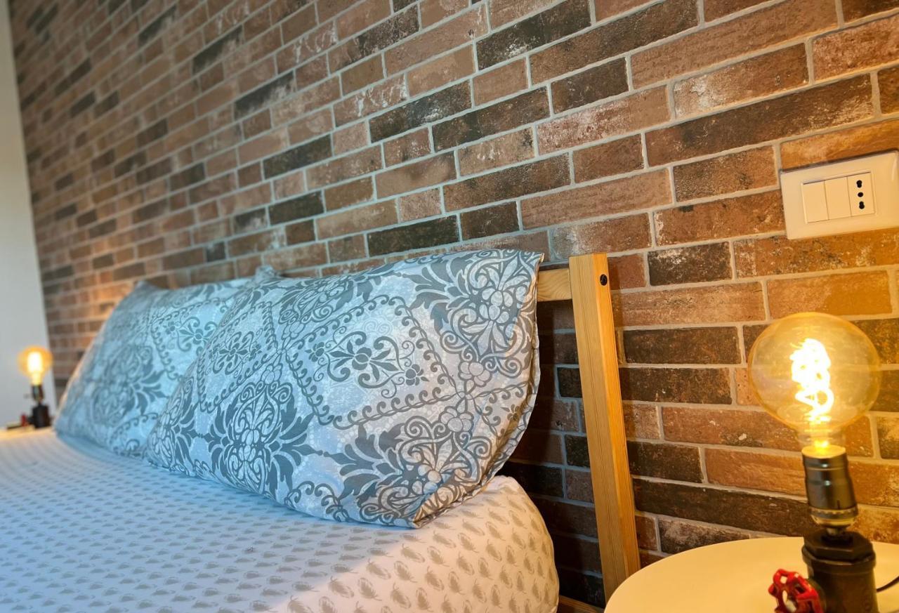 Blaxej, Nel Cuore Di Verona, Moderno Ed Elegante, 4 Posti Letto, Wi-Fi, Self Check In Apartman Kültér fotó